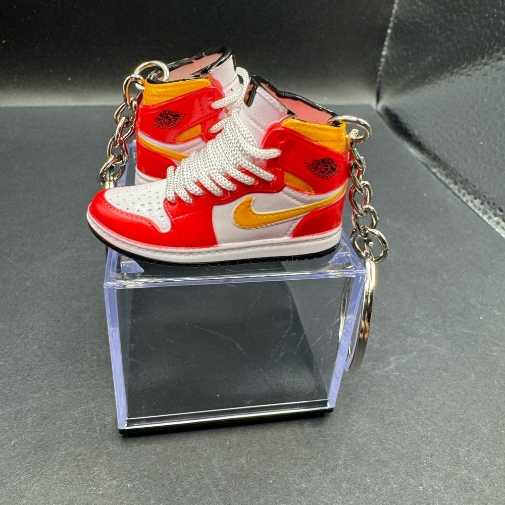 NWT Red and White Sneaker Keychains With Case- Will fit Labubus - Picture 3 of 4